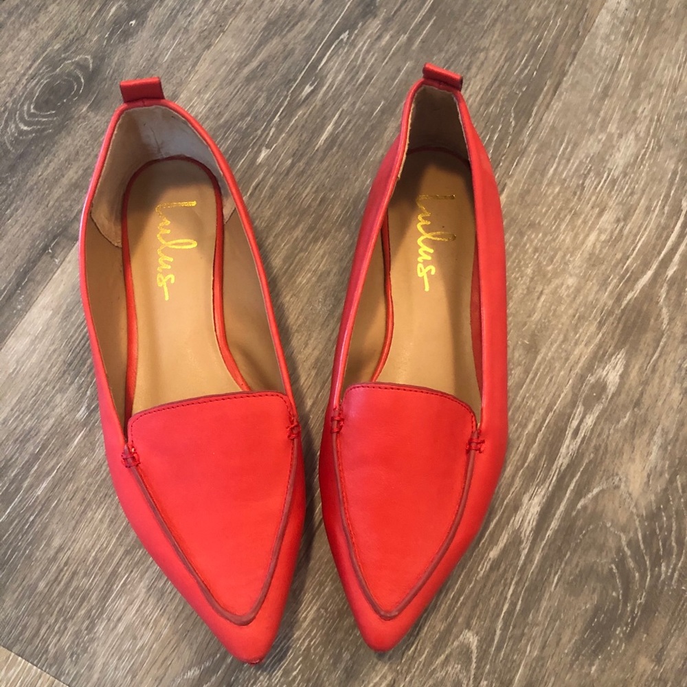 Lulu’s Coral Red Size 7 Flats